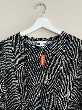 NWT Joe Fresh Zebra-Print T-Shirt Size 1X Black/Tan/Beige Animal Print Cotton